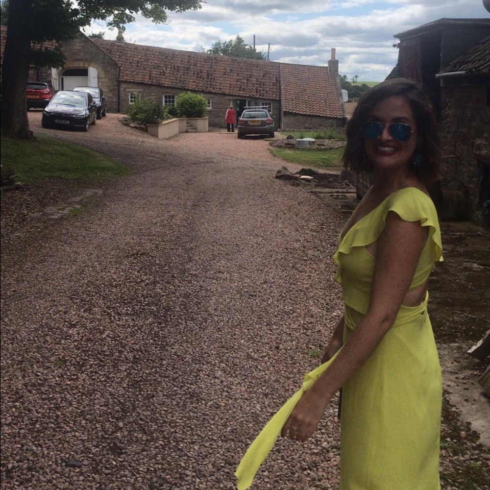 Meet your Posher, Elizabeth